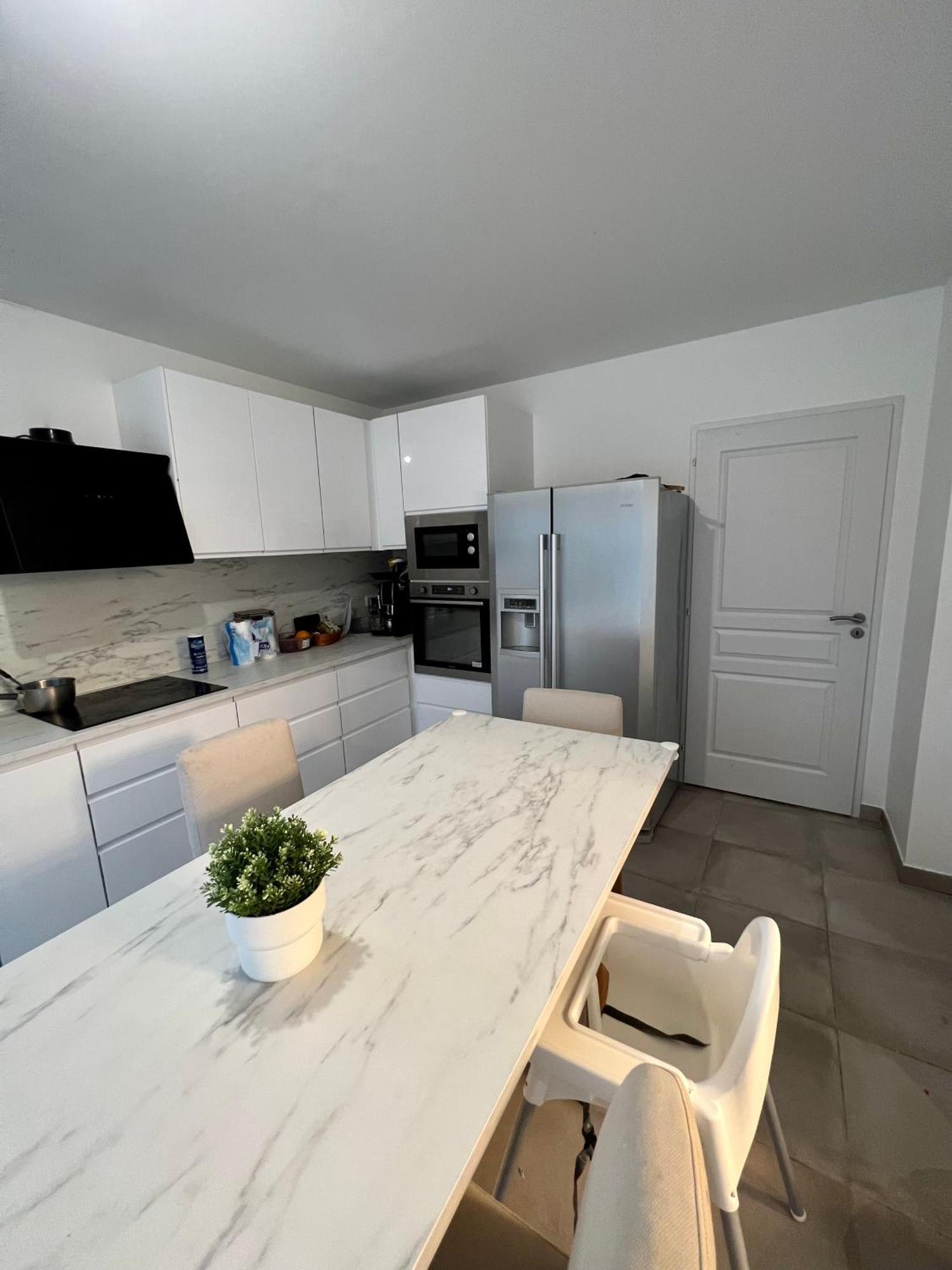 Chambres & Suites Villa Architecte Saint-Paul-et-Valmalle 外观 照片