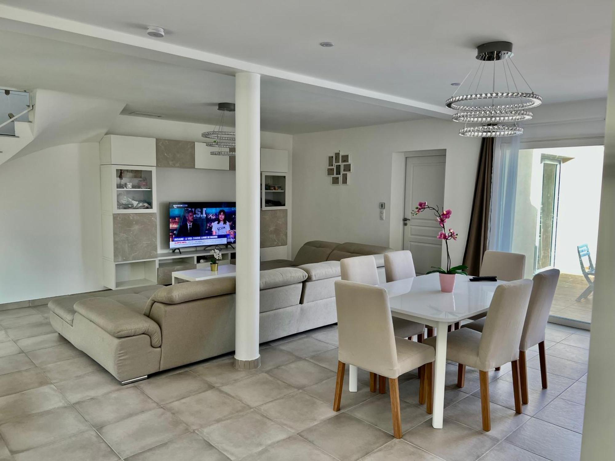 Chambres & Suites Villa Architecte Saint-Paul-et-Valmalle 外观 照片